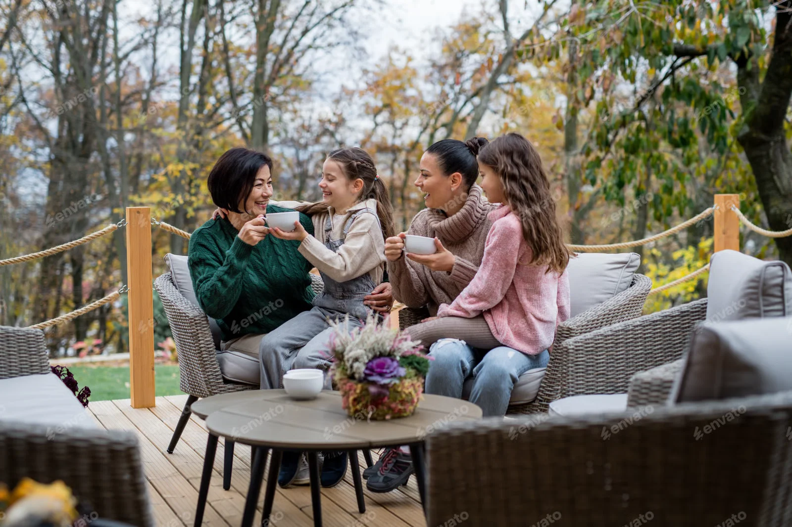 Balkon ve Bahçenizde Aile Sıcaklığını Yaratmanın 5 Yolu