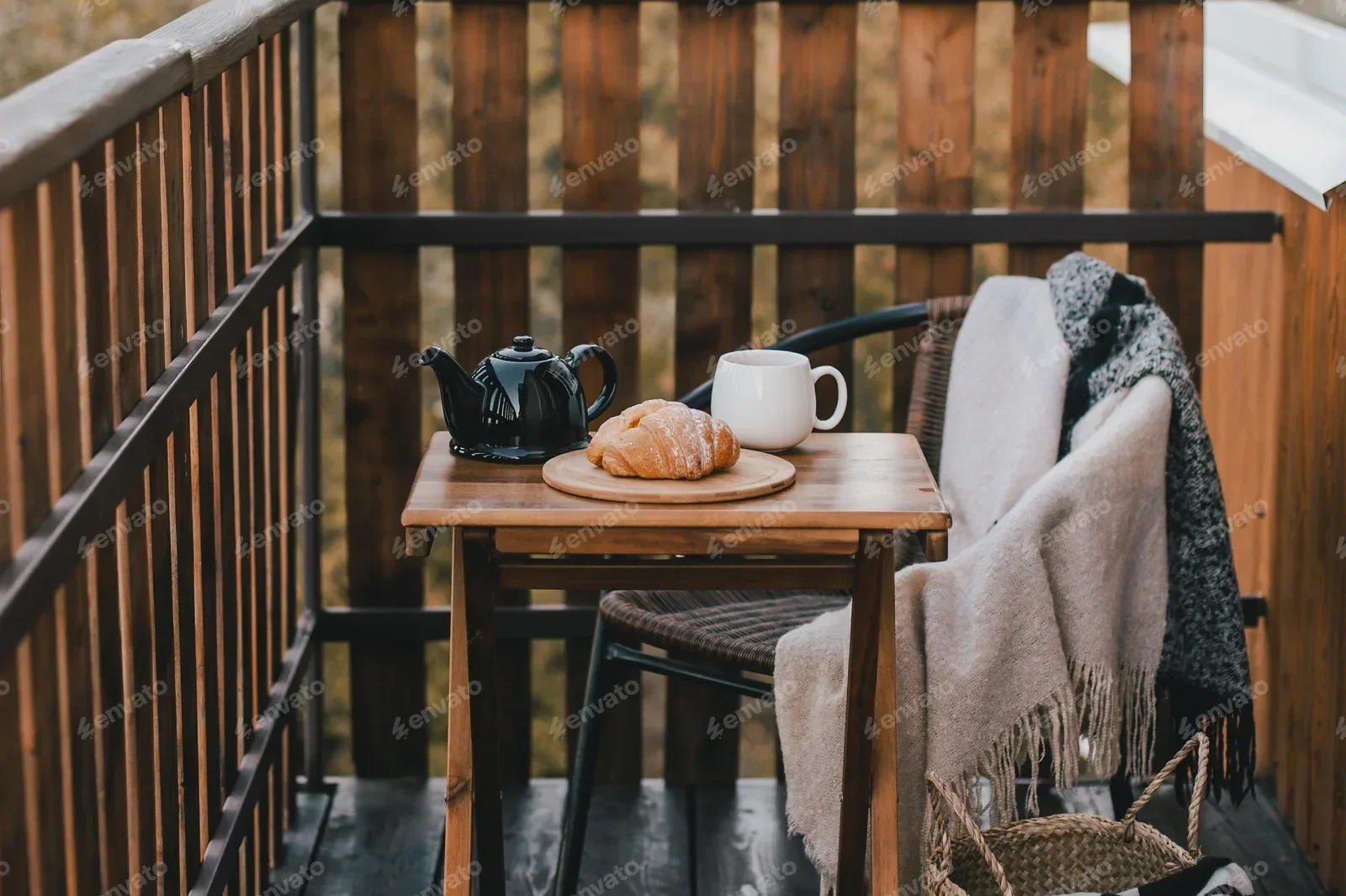 Küçük Balkonda Büyük Konfor: Alanınızı En İyi Şekilde Değerlendirme Yöntemleri